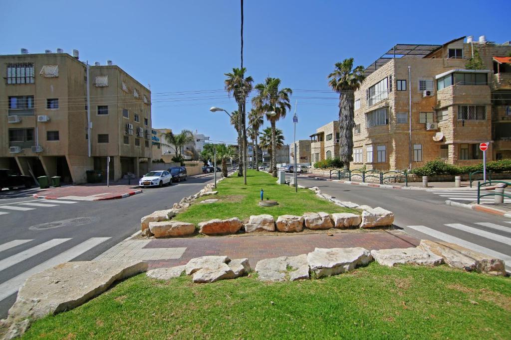 Sea Plaza Hotel Haifa Exteriör bild
